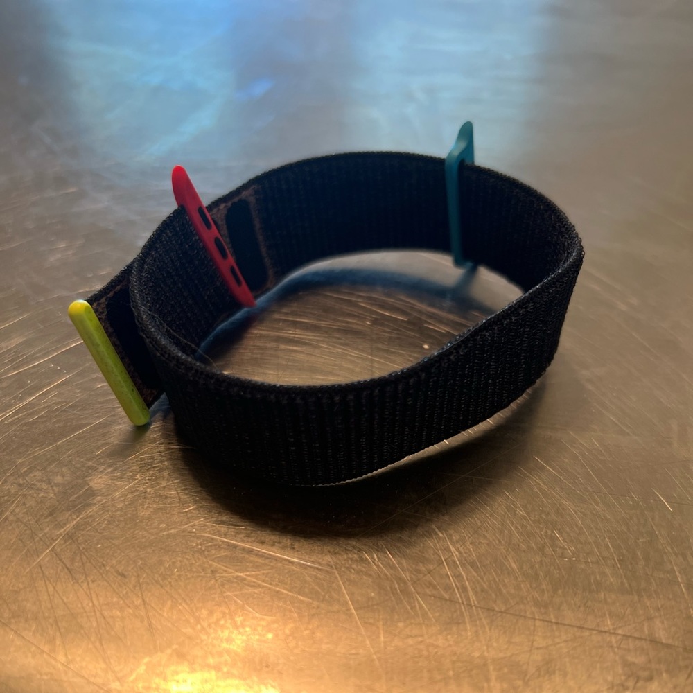 Apple Watch Sport Loop Band 38mm 40mm Employee Close Your Rings Challenge 2019